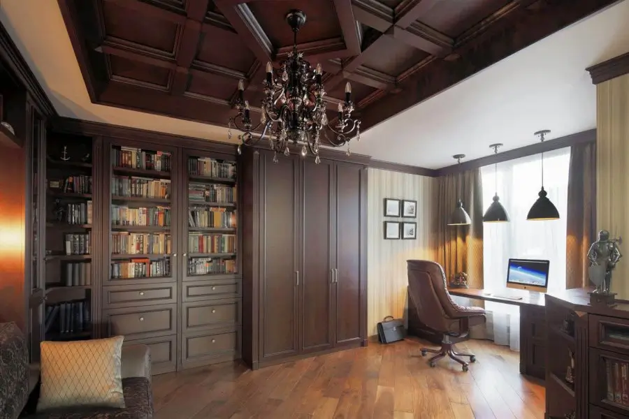 Домашний кабинет из дерева